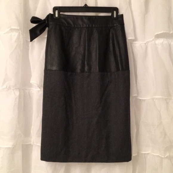 Real leather and wool combo skirt with tie. J Crew - Picture 3 of 3